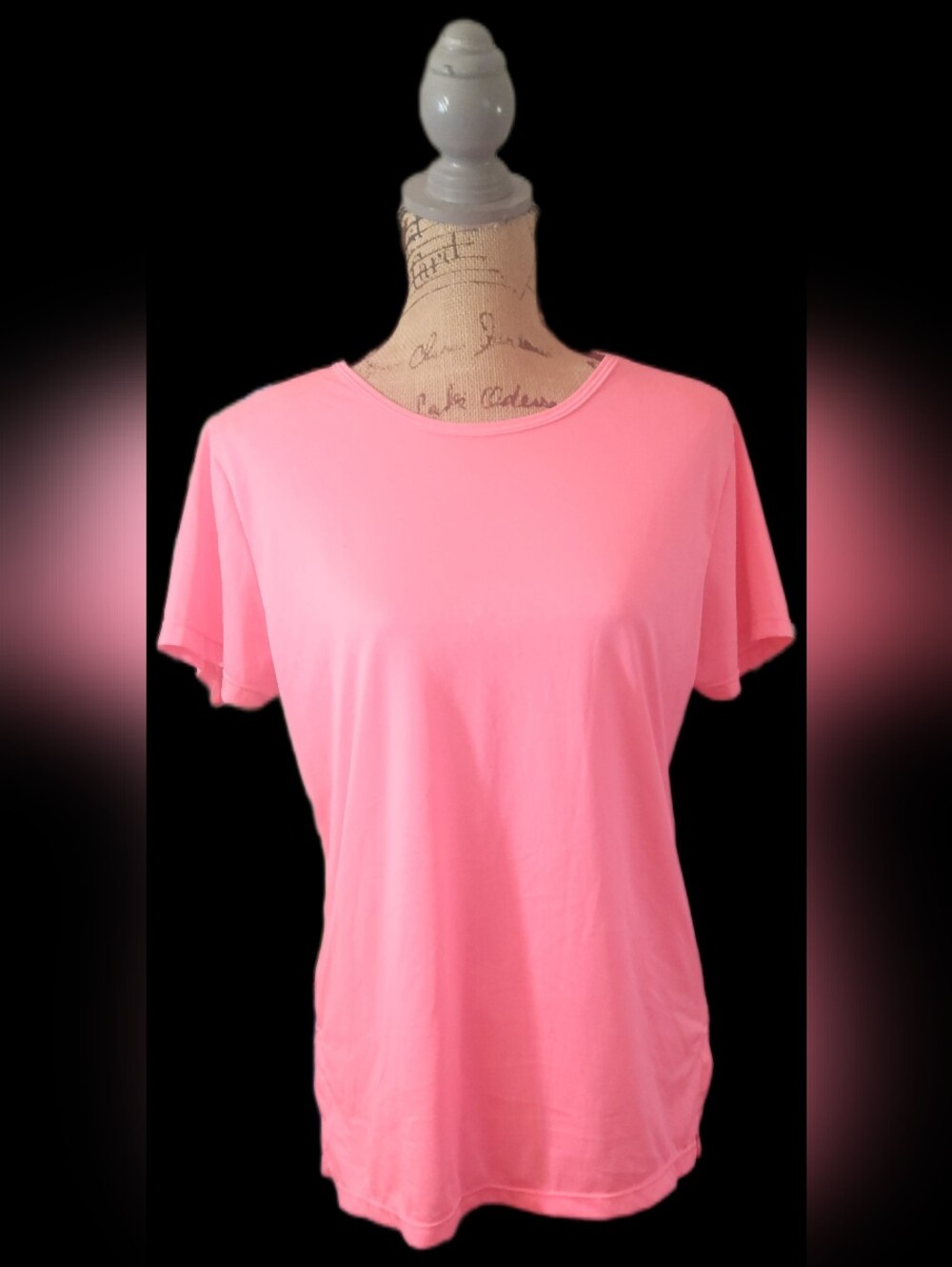 #WC146 Classic Short-Sleeve Crew Neck Tee - Bubblegum Pink